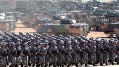Quora:如果中国军队用美国军事预算的四分之一就能叫板美国，中