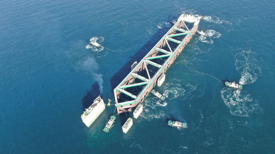 中国造的巨无霸“海洋农场”首航挪威